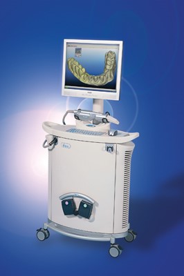 iTero-intraoral-scanner.jpg